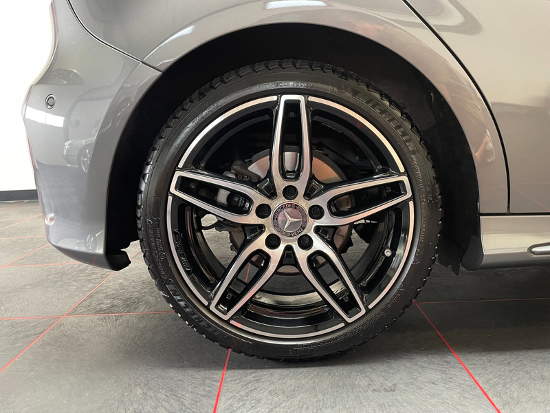 Mercedes-Benz A 180 Ambition — photo 13