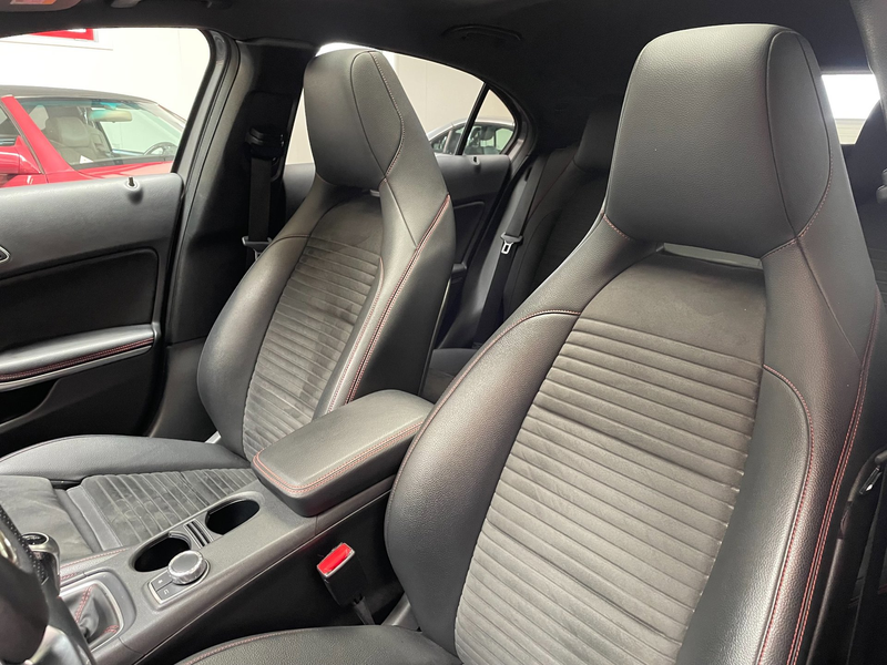 Mercedes-Benz A 180 Ambition — photo 7