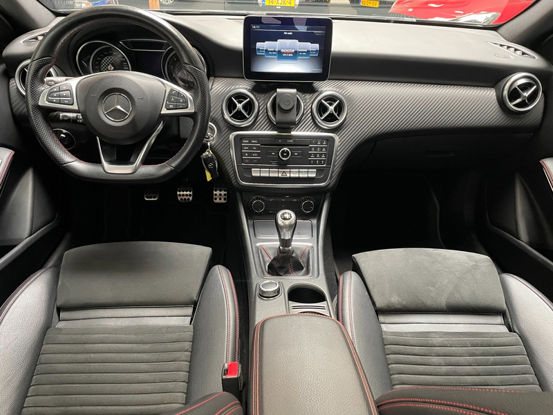 Mercedes-Benz A 180 Ambition — photo 9