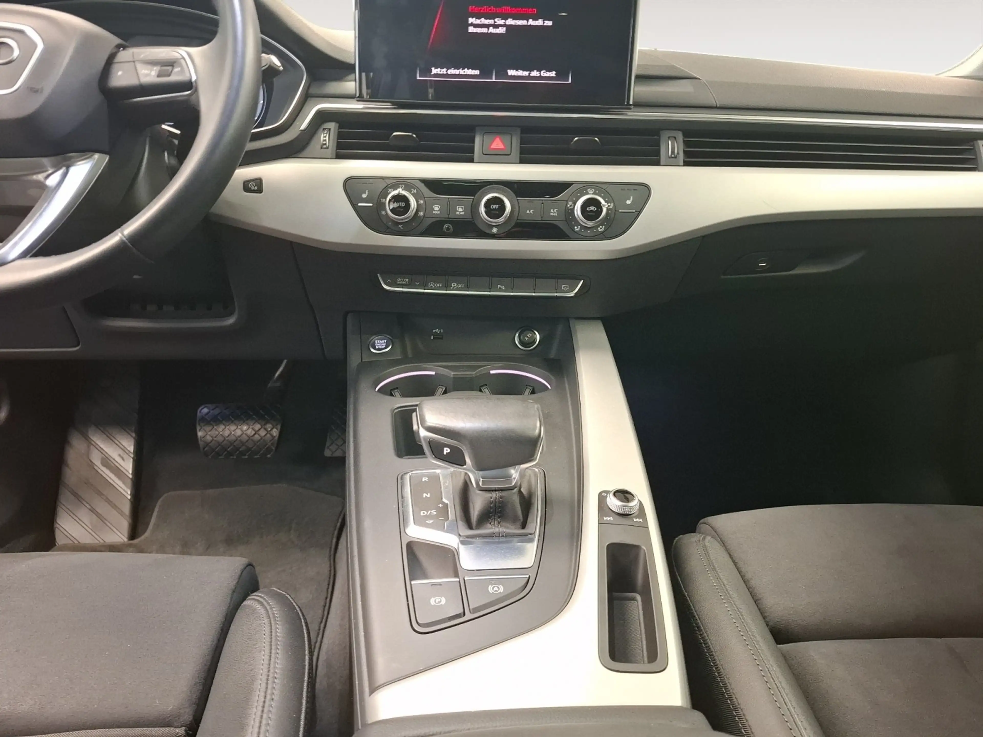 Audi A4 Avant 35 TDI AHK Pano ACC CarPlay RFK — photo 10