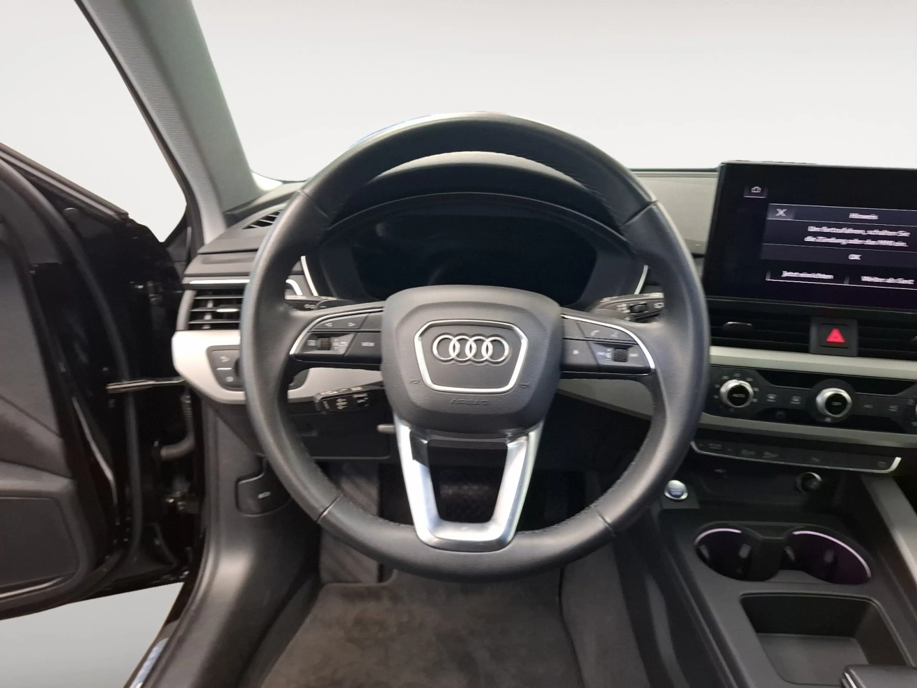 Audi A4 Avant 35 TDI AHK Pano ACC CarPlay RFK — photo 11
