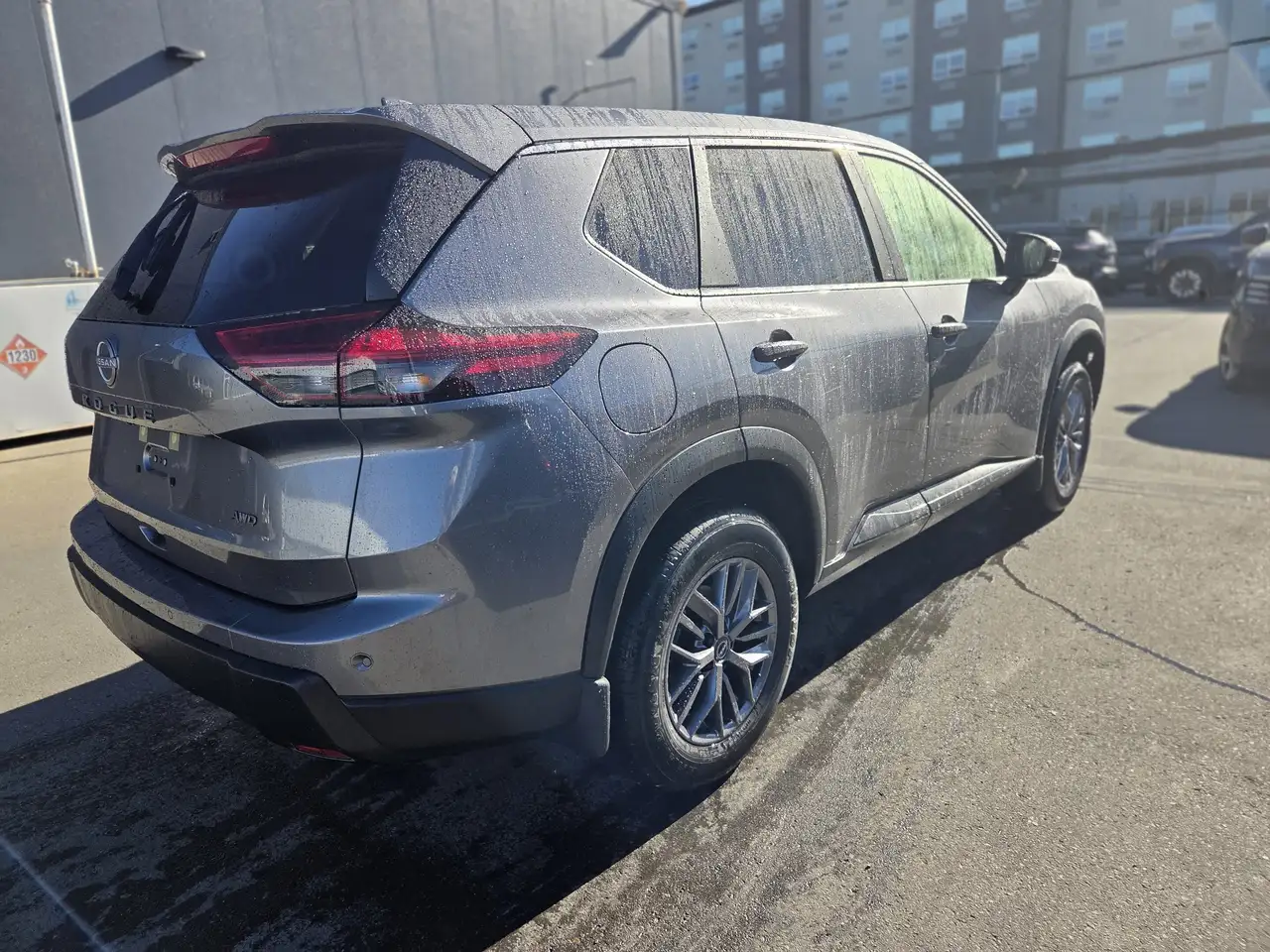 Nissan Rogue снимка Nissan Rogue