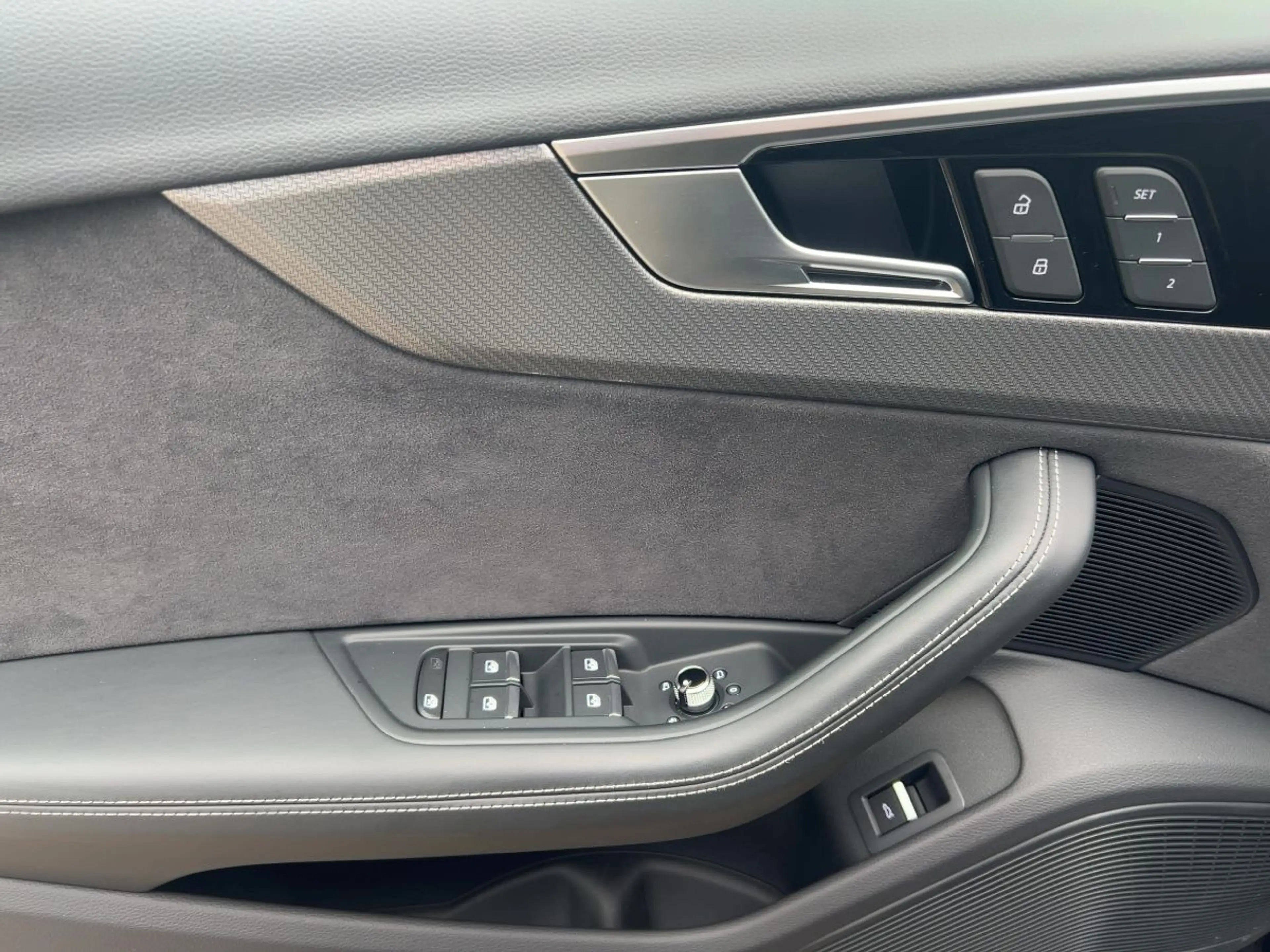 Audi RS4 2.9 TFSI compeition plus quattro tipt — photo 13