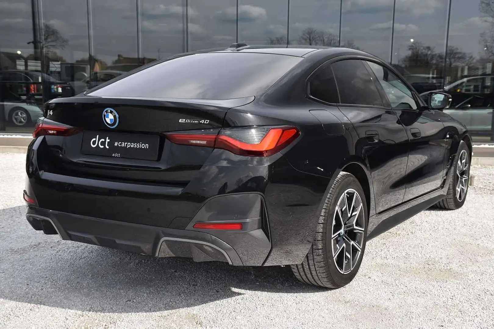 BMW i4 40 M-Sportpakket HeadUp Towbar HiFi Noir - 2