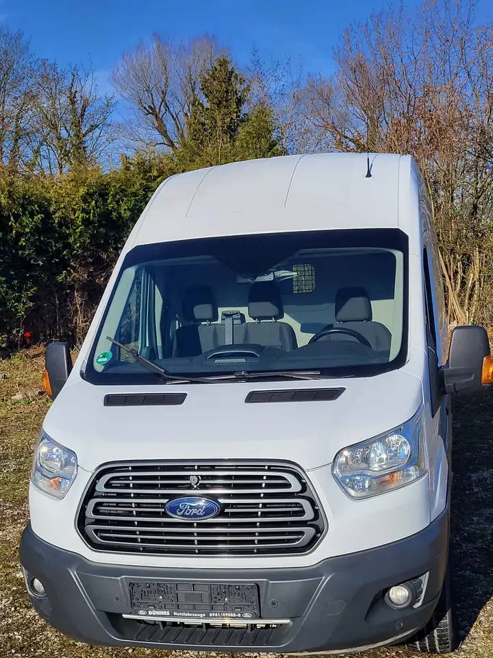 Ford Transit Bus