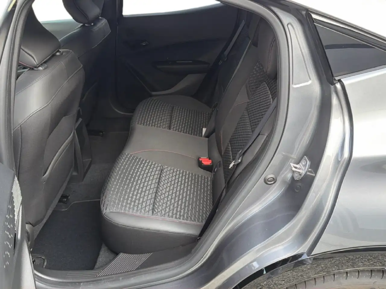 Renault Clio 2026 — фото 15