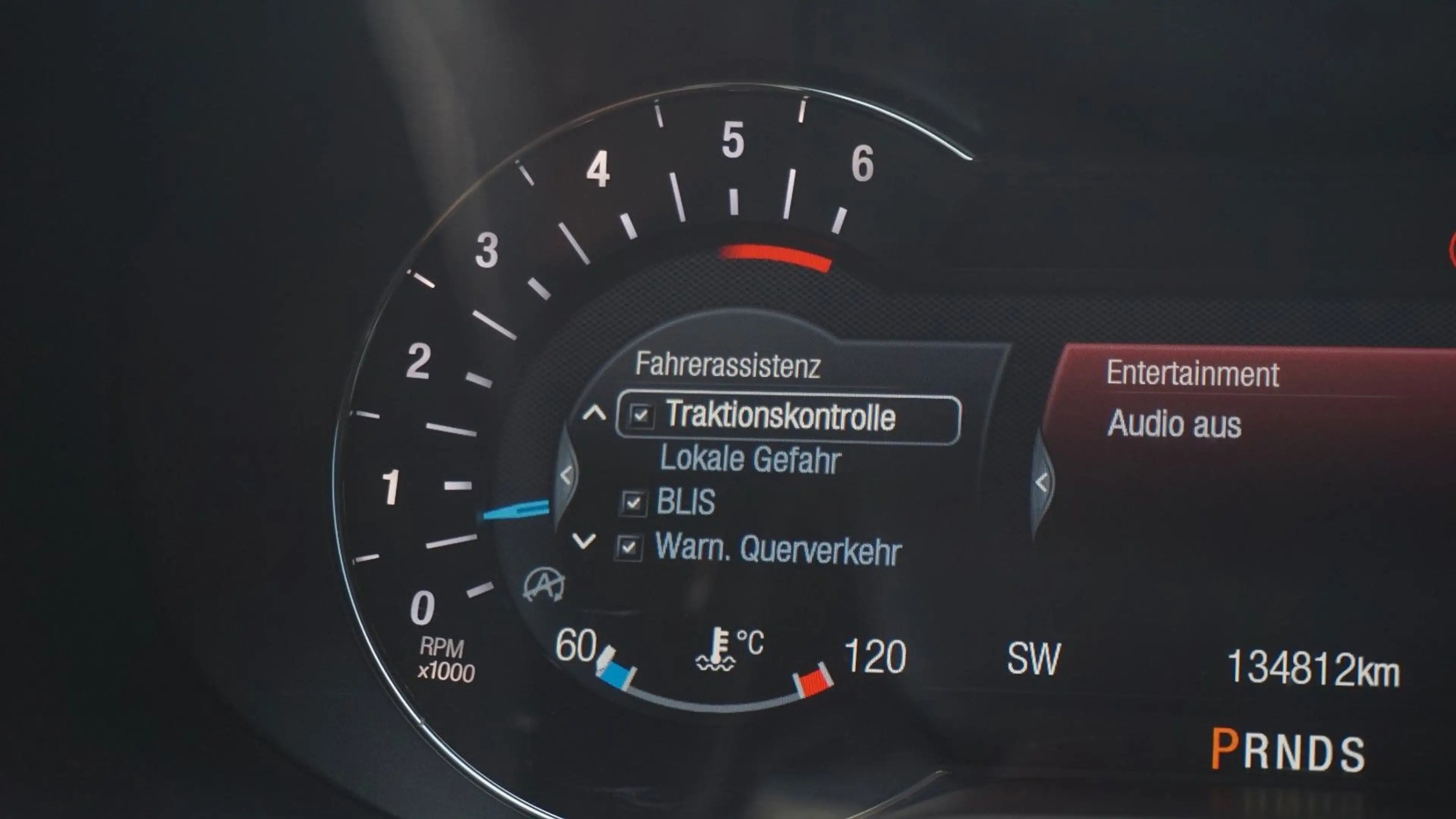 Ford S-Max Titanium*LED*7-SITZER*ACC*360°*KEYLESS*1-H — photo 17