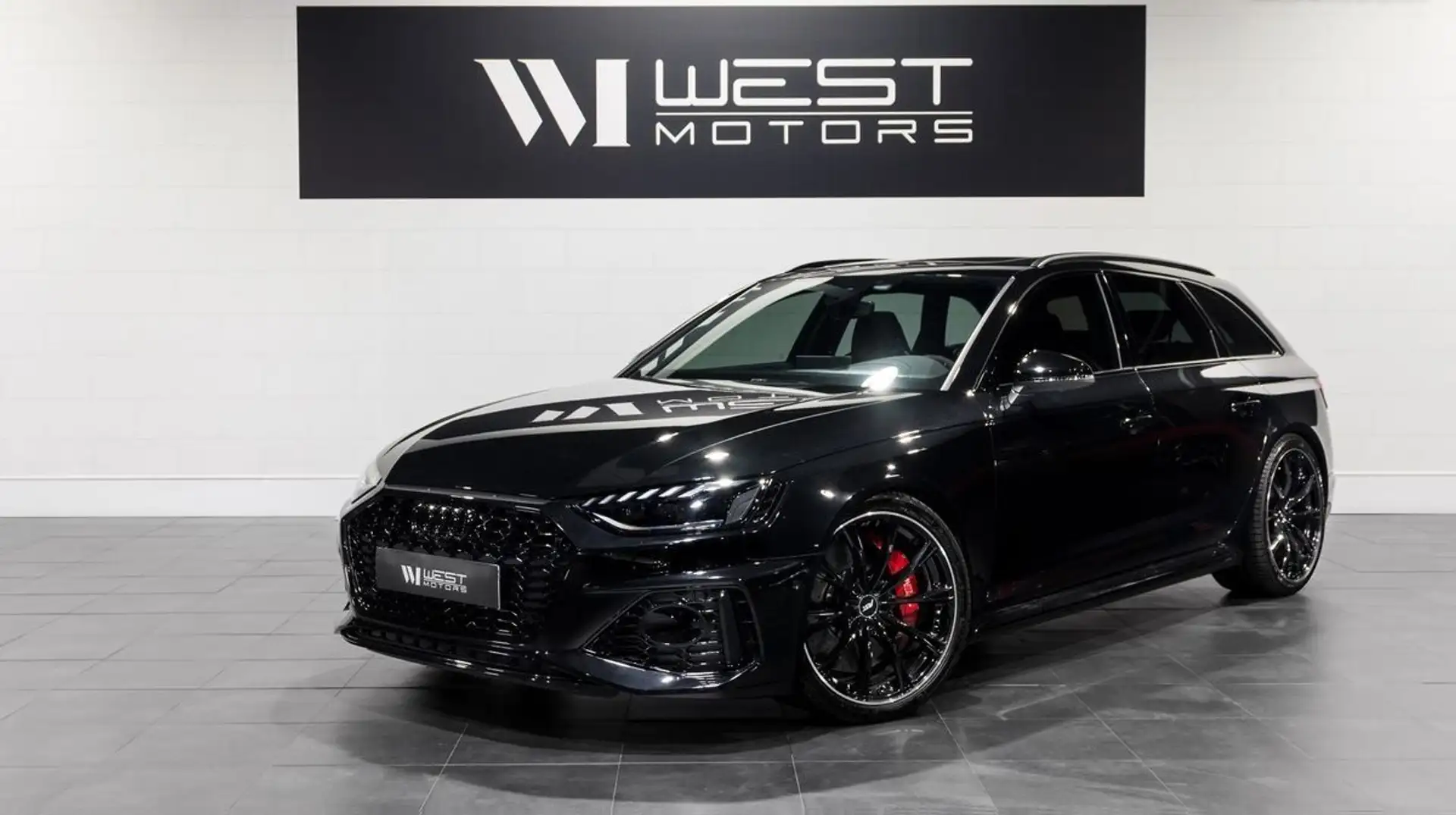 Audi RS4 ABT V6 2.9 450 Immat France 41K Options Pack Dynamic RS Freins Céramique B&O Tête haute 613E-MOIS Schwarz - 1