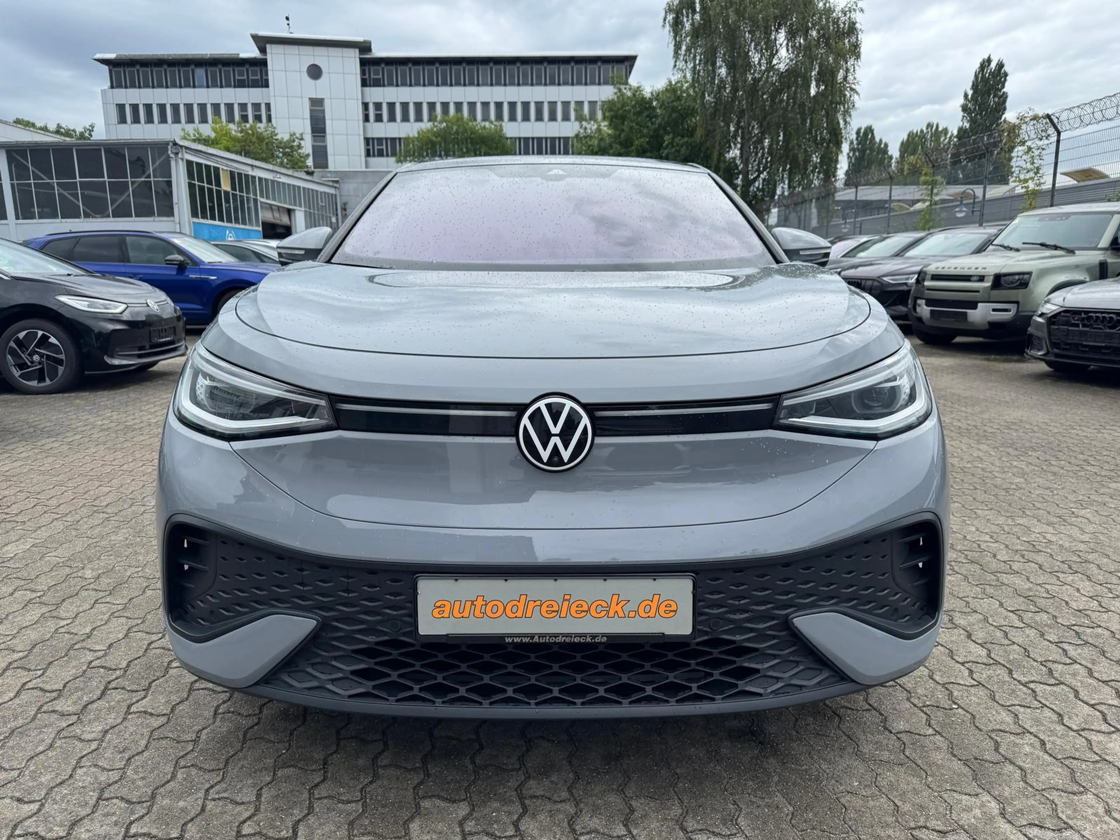 Volkswagen ID.5 Pro Performance ACC AHK IQ.LIGHT 360° 20Z — photo 4