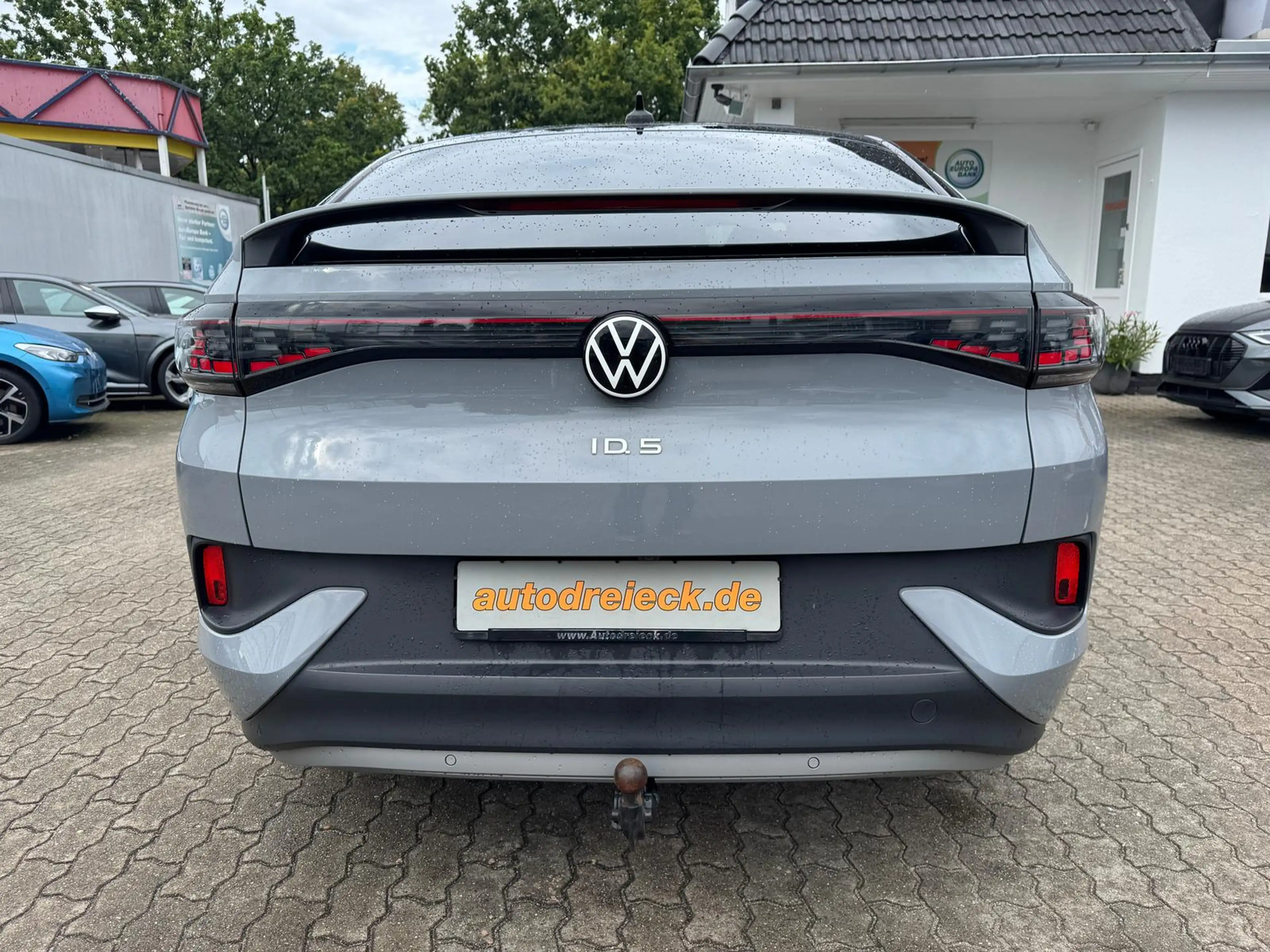 Volkswagen ID.5 Pro Performance ACC AHK IQ.LIGHT 360° 20Z — photo 8