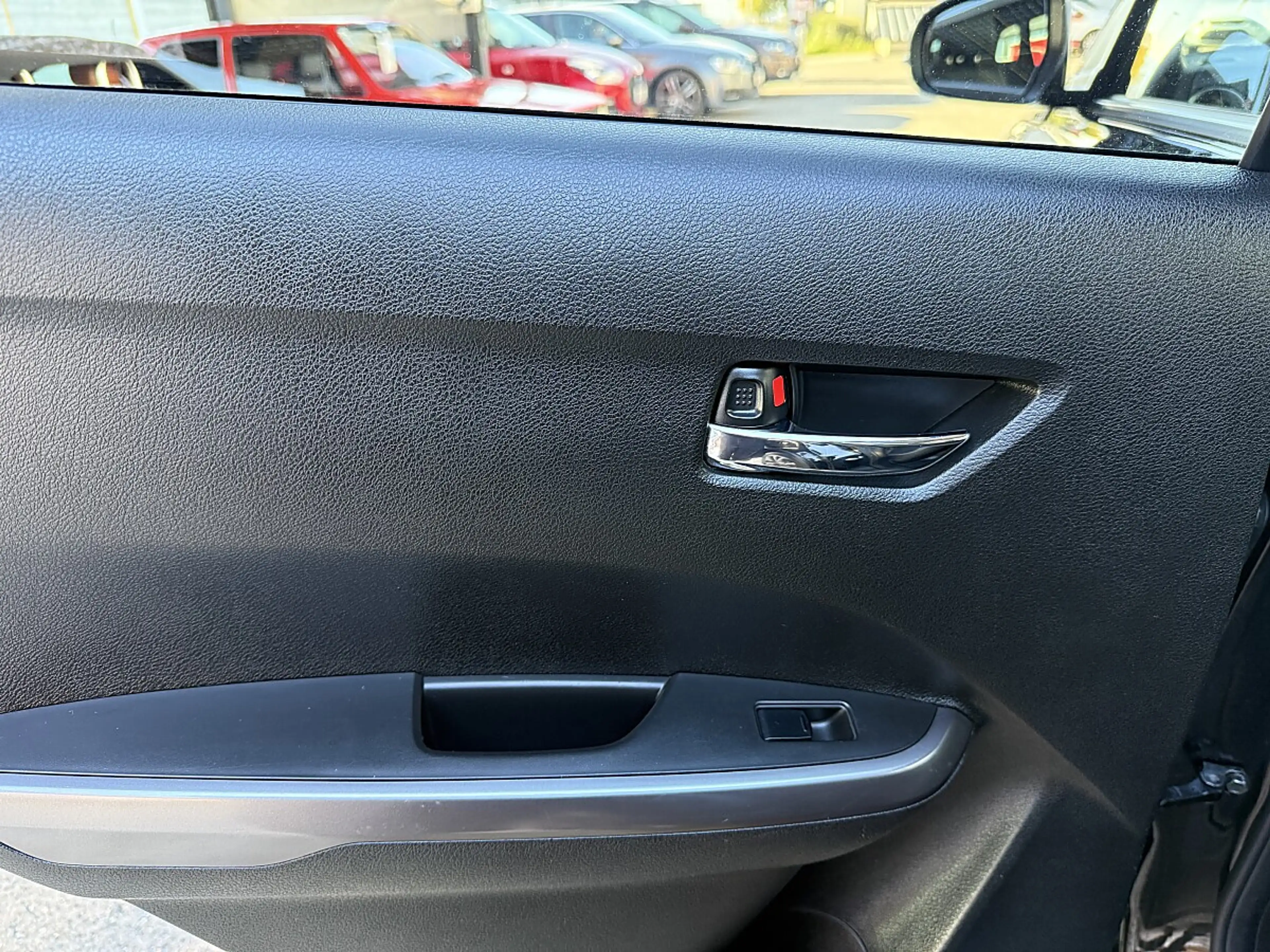 Suzuki Vitara 1,4 DITC ALLGRIP flash — photo 8