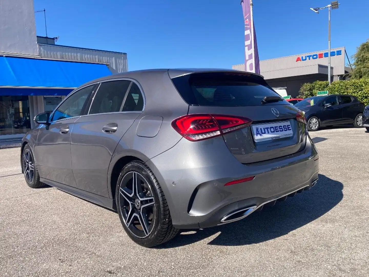 Mercedes-Benz A 180 d Automatic Premium AMG Grigio - 2