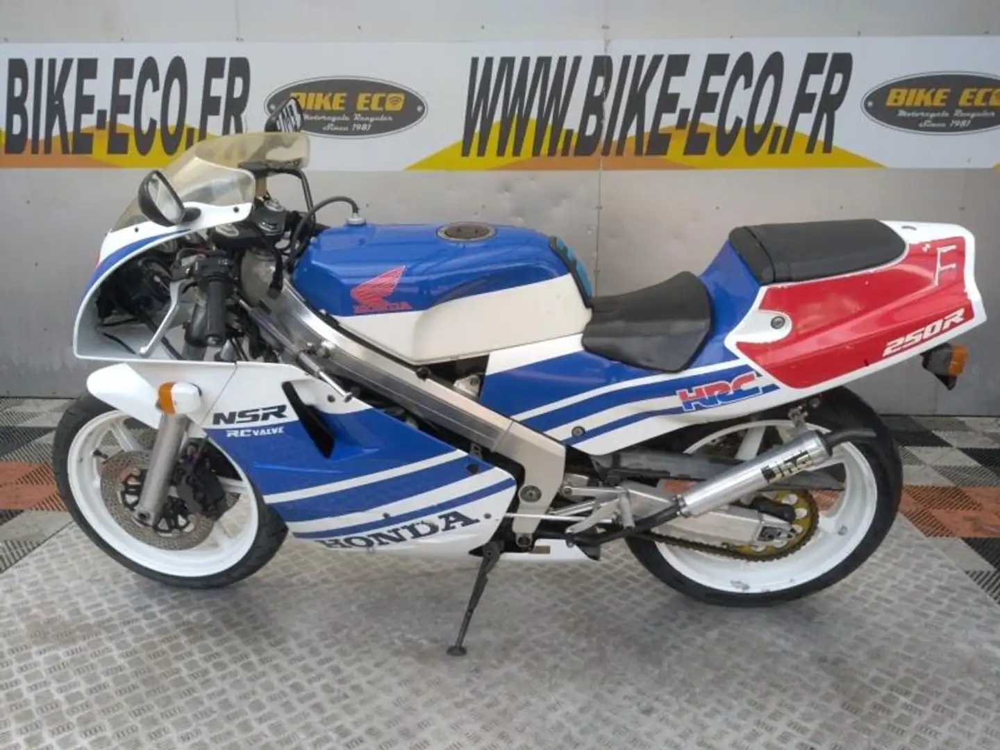 Honda NSR 250 Blau - 2