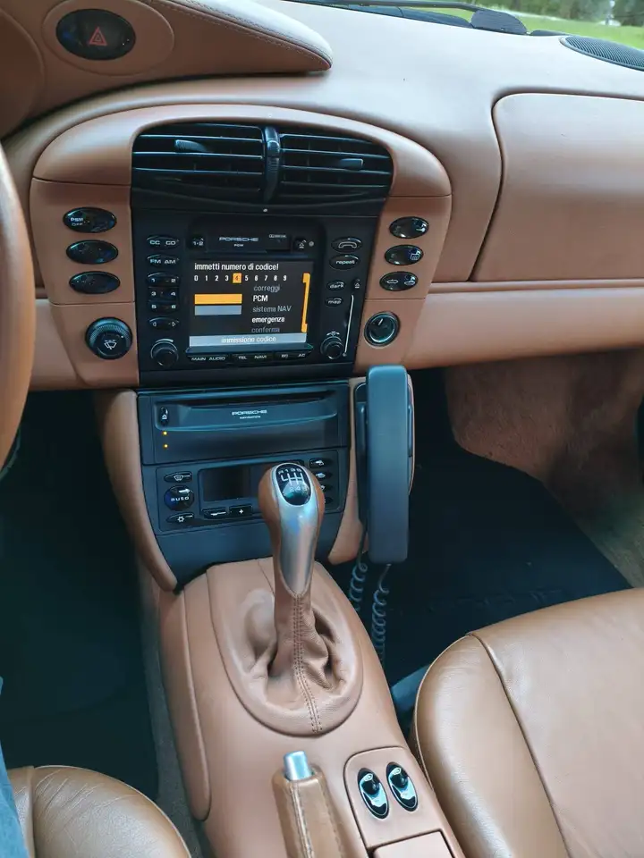 Porsche 911 IV Carrera 996 Cabrio Cabrio 3.4 Carrera 4, foto 11