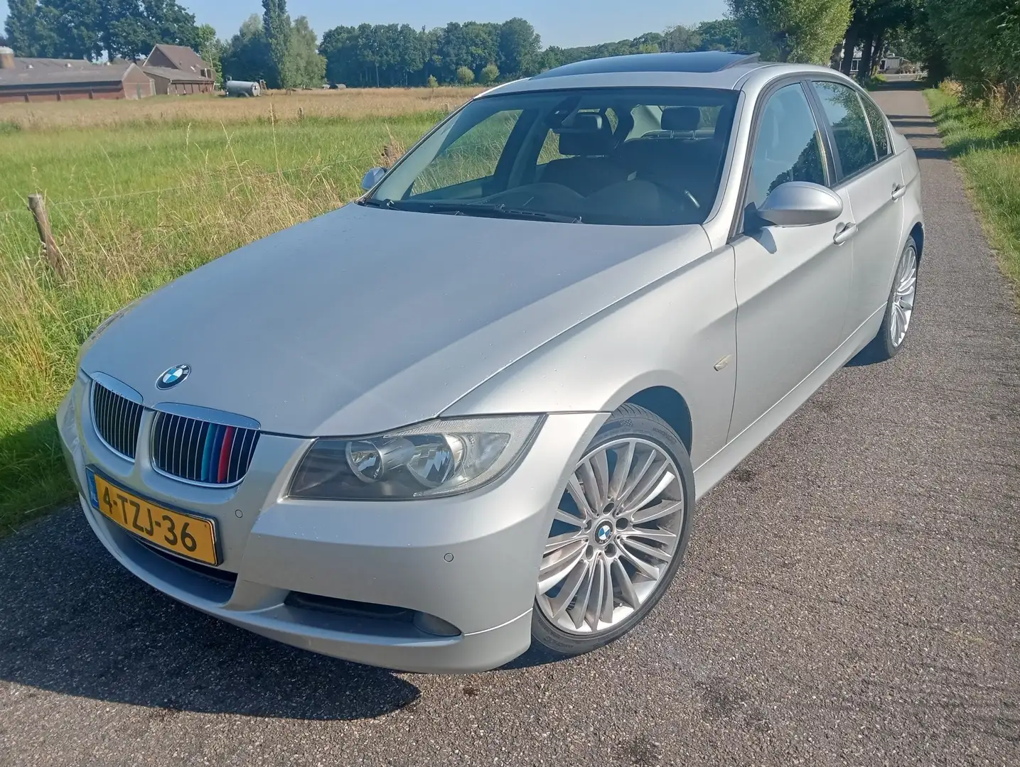 BMW 330 318i high executive Zilver - 1