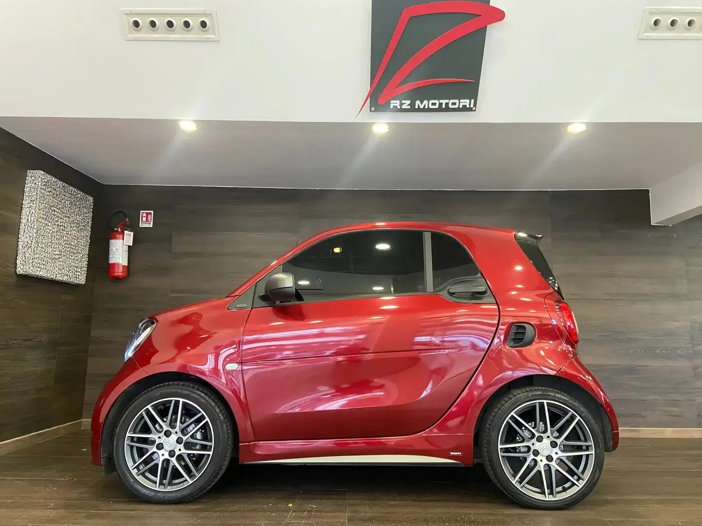 smart forTwo 0.9 t Brabus Xtreme 109cv N. 1 of 109 – ITALIANA Rouge - 2