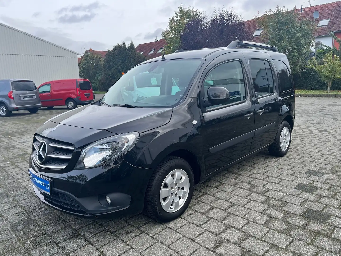 Mercedes-Benz Citan 111 CDI Tourer EDITION Lang Klima PDC Noir - 2
