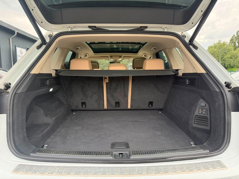 Volkswagen Touareg Atmosphere Innovision 4M AHK*PANO*LUFT* — photo 12