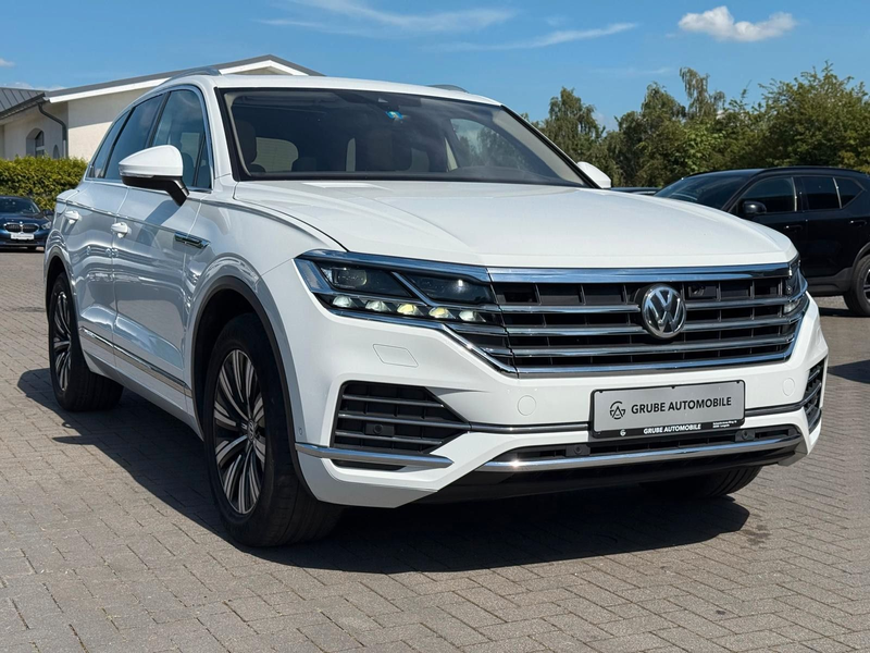Volkswagen Touareg Atmosphere Innovision 4M AHK*PANO*LUFT* — photo 3