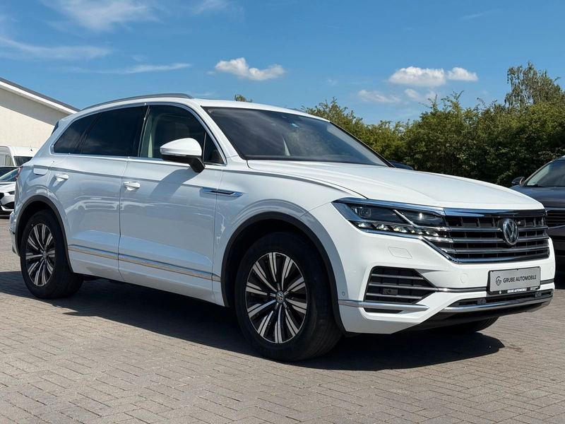 Volkswagen Touareg Atmosphere Innovision 4M AHK*PANO*LUFT* — photo 4