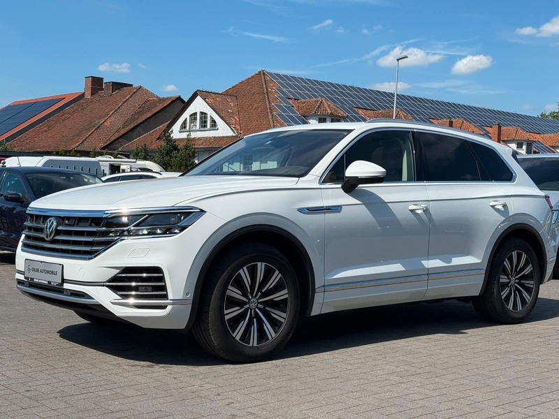 Volkswagen Touareg Atmosphere Innovision 4M AHK*PANO*LUFT* — photo 5