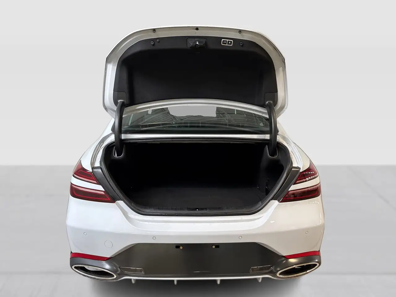Genesis G70 photo Genesis G70