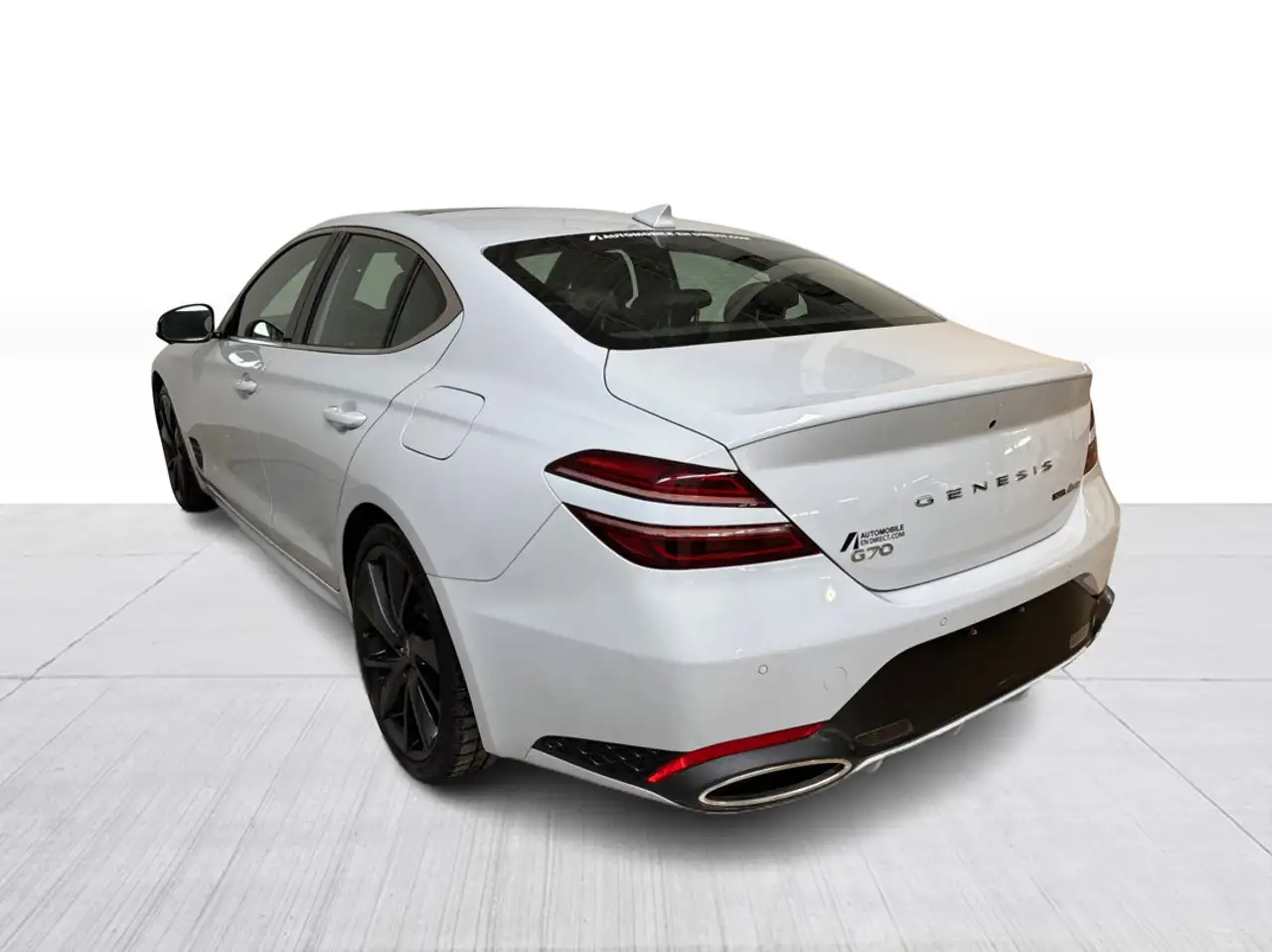 Genesis G70 photo Genesis G70