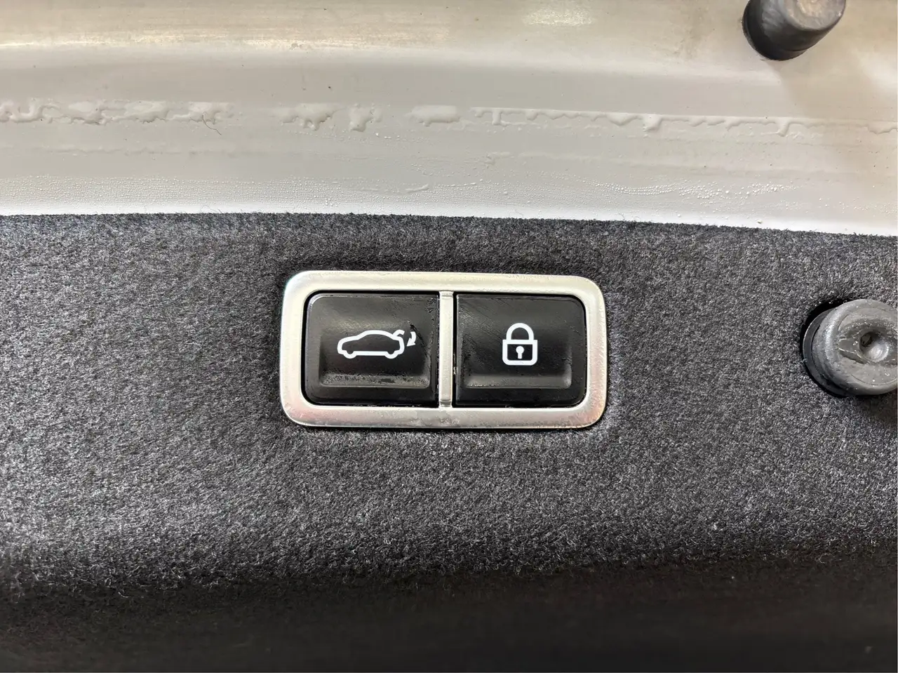 Genesis G70 photo Genesis G70