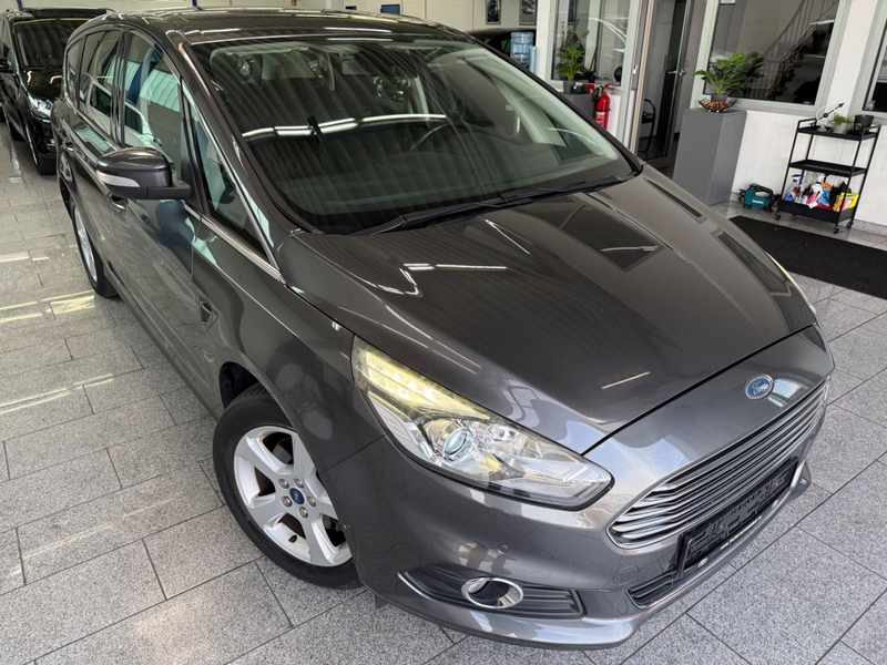 Ford S-Max 2.0 TDCI*7-SITZ*TITAN*AUT*ACC*MMRY*NAVI — photo 4