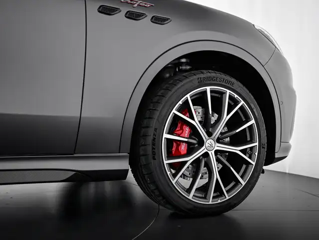 Maserati Grecale view 6
