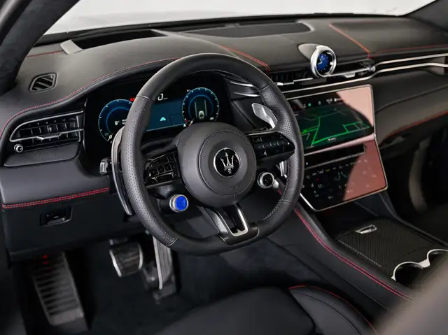 Maserati Grecale view 10