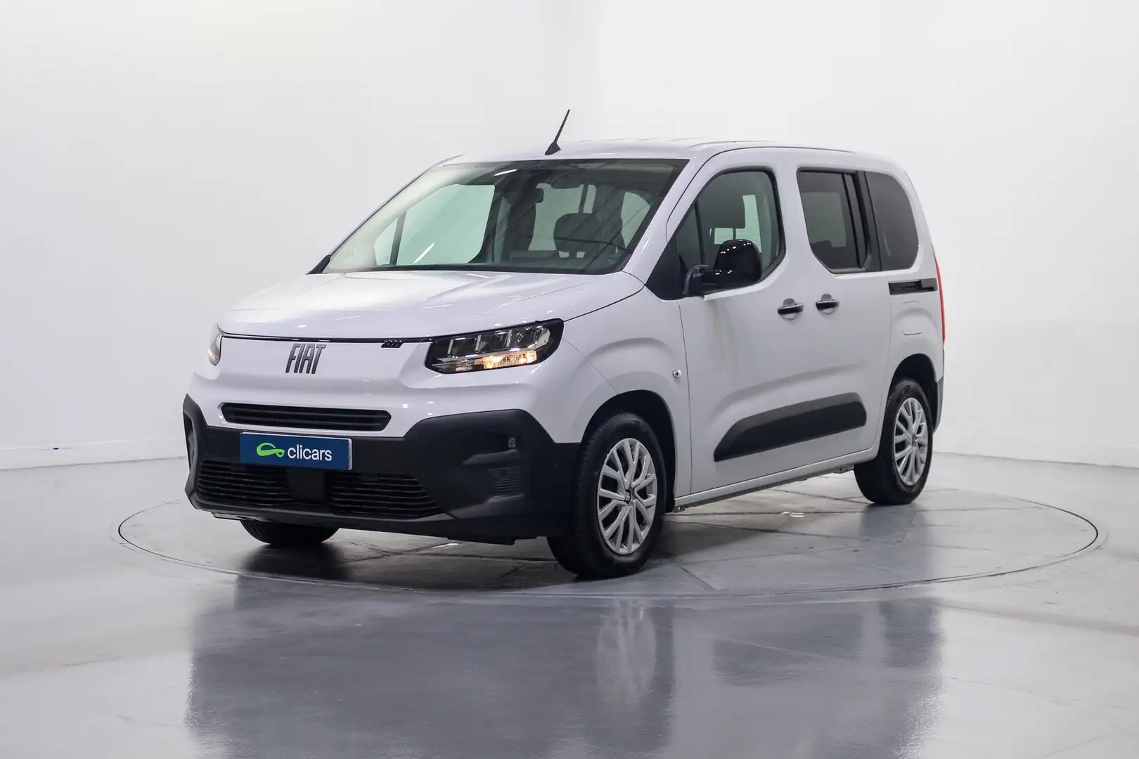 Fiat Doblo 1.5 Talla M 75KW Blanco - 1