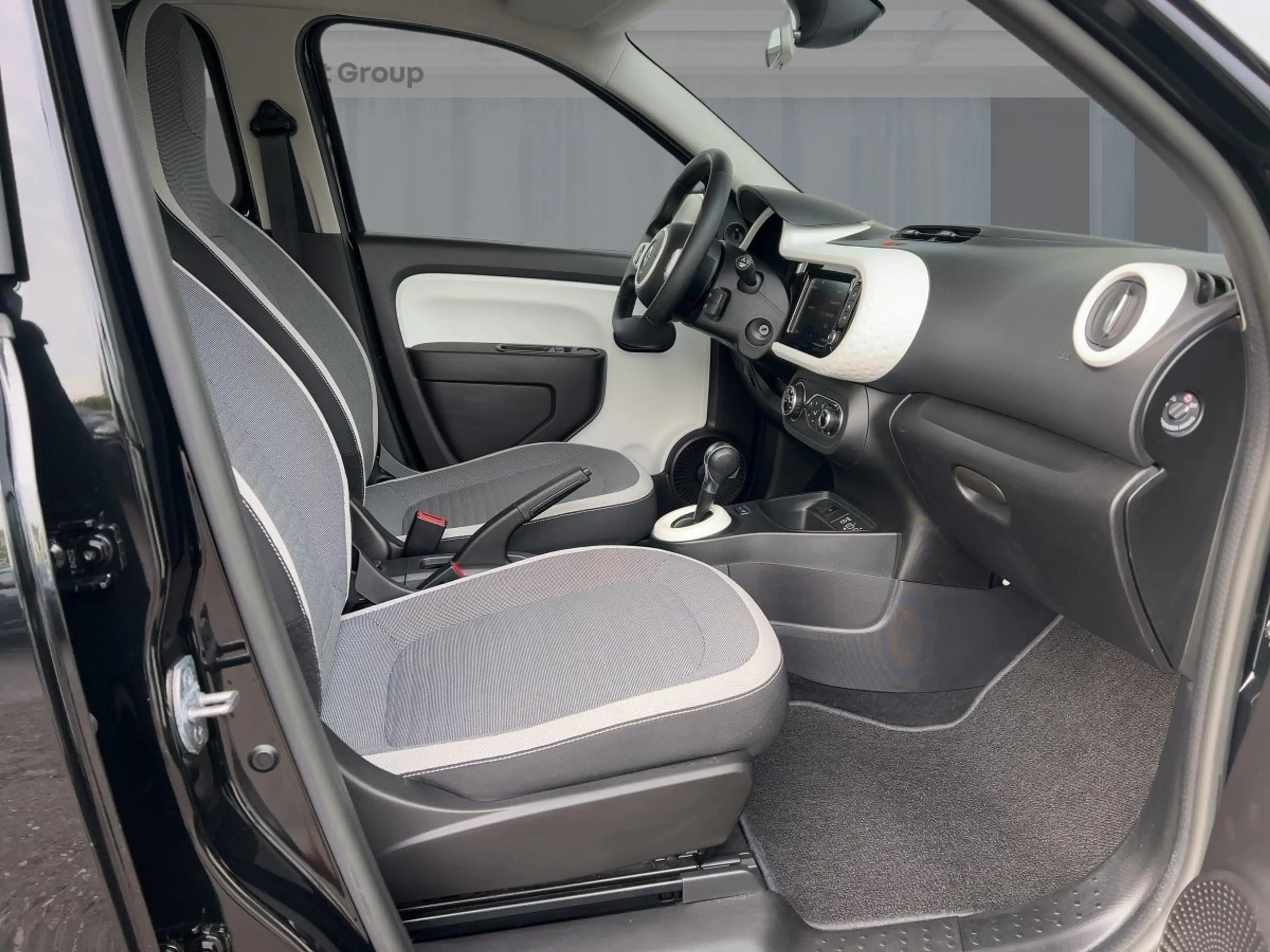 Renault Twingo E-TECH 100% el. ZEN Apple CarPlay KLIMA BT — photo 8
