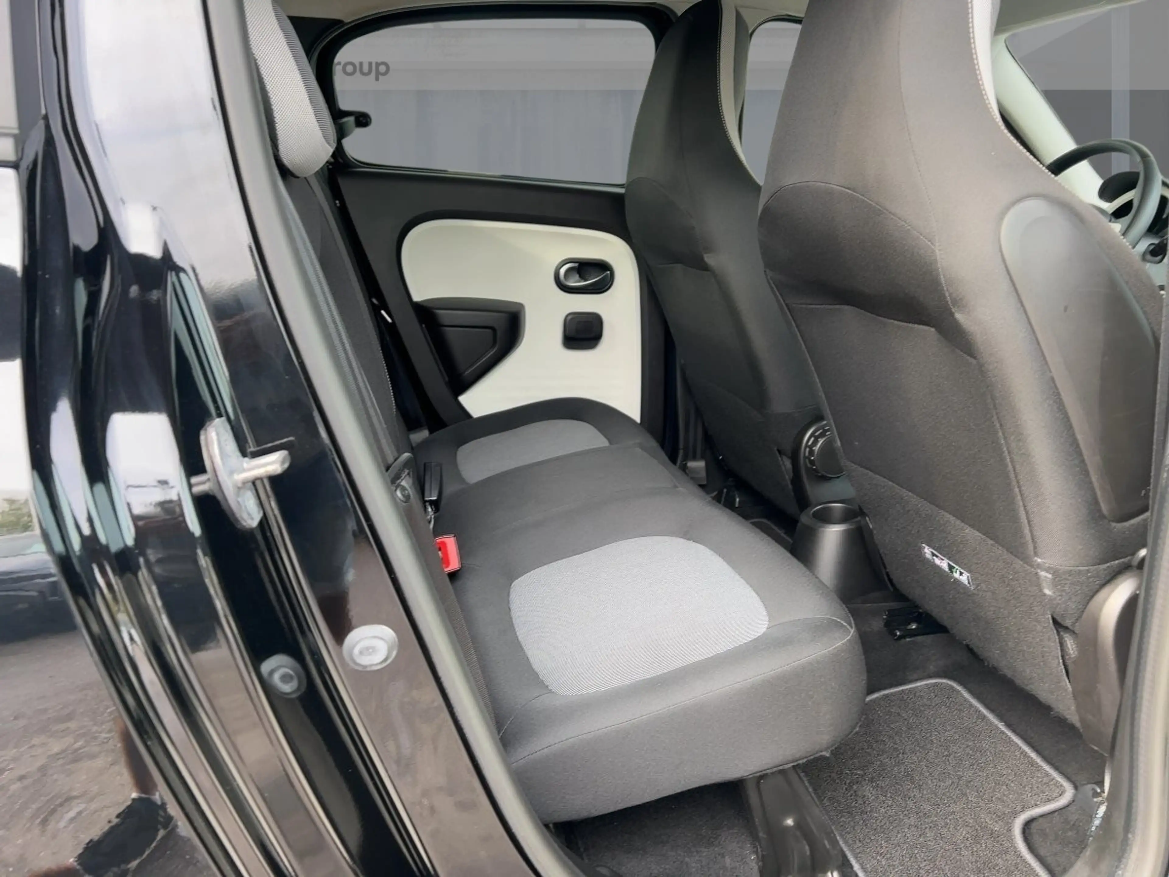 Renault Twingo E-TECH 100% el. ZEN Apple CarPlay KLIMA BT — photo 9