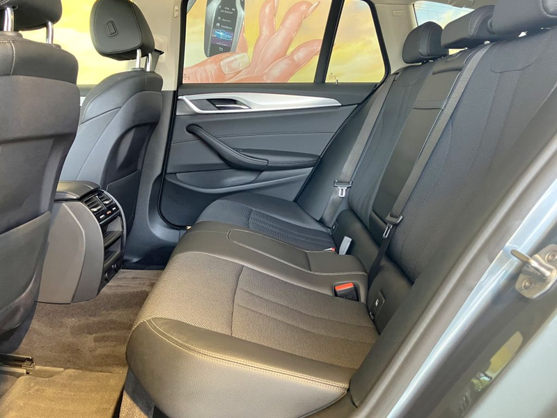 BMW 525 d Tour SportLine PANO+ACC+KAM+AHK+HIFI+AL+MEMO — photo 9