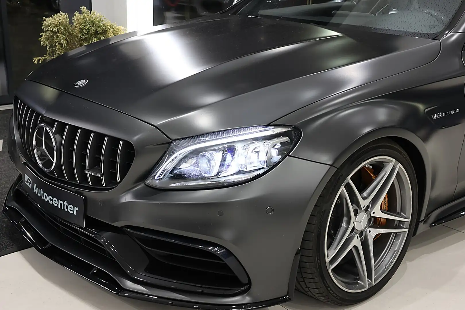 Mercedes-Benz Sonstige C 63 S AMG Coupe Aut. Grau - 2