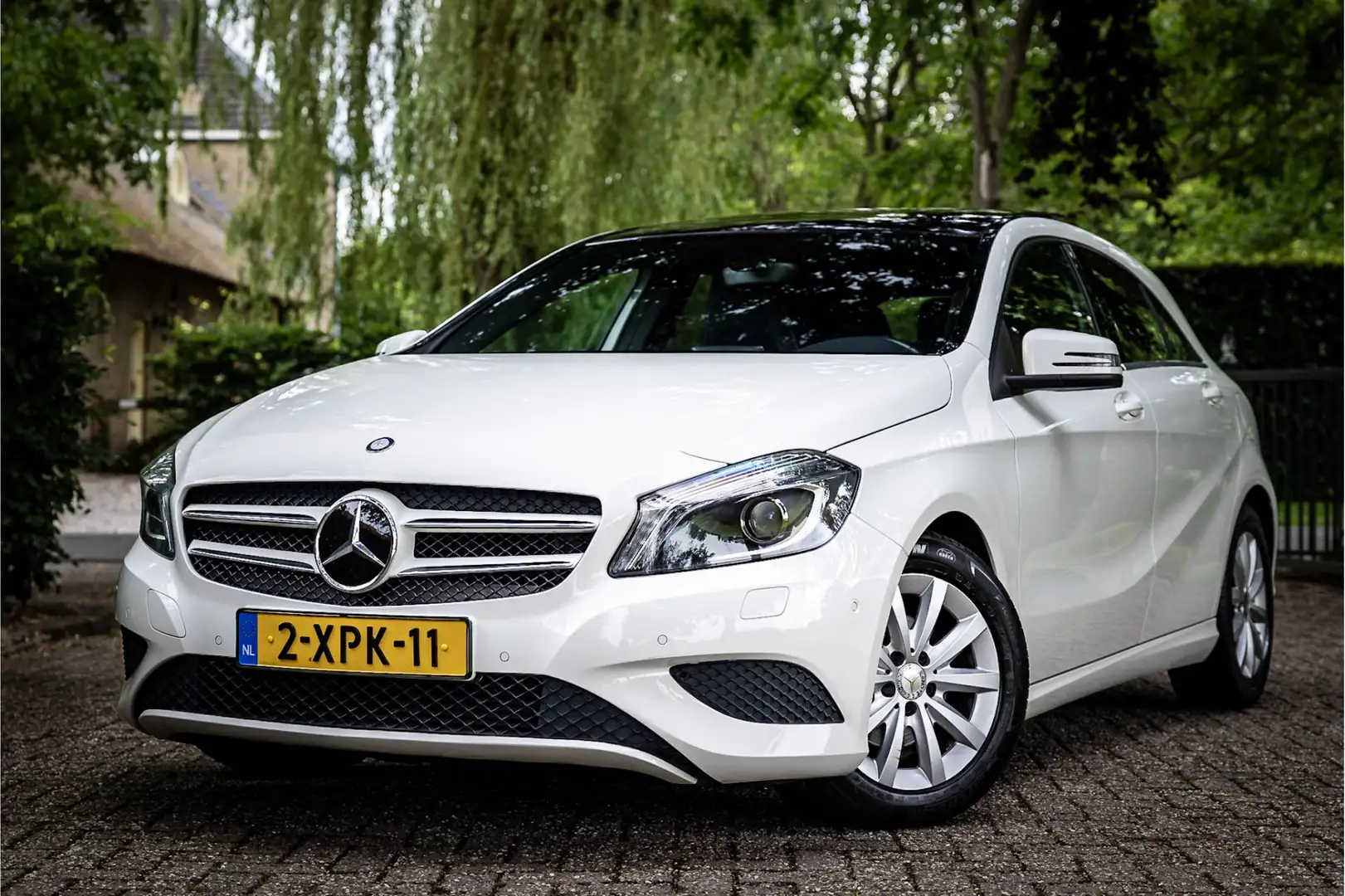Mercedes-Benz A 180 Ambition Panorama Wit - 1