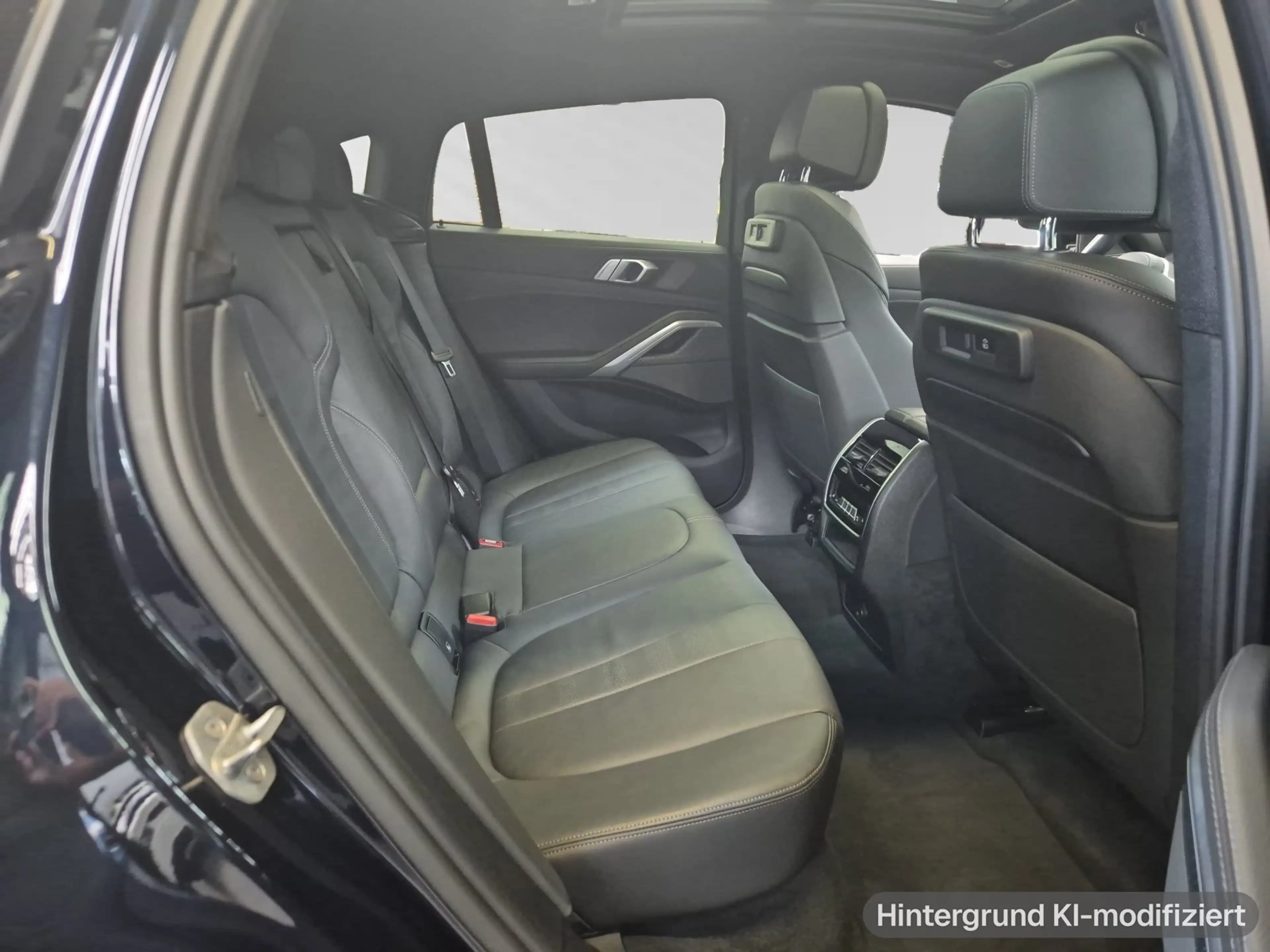 BMW X6 M50i 22"LM|Laser|AHK|Head-Up|Massage|Panorama — photo 13