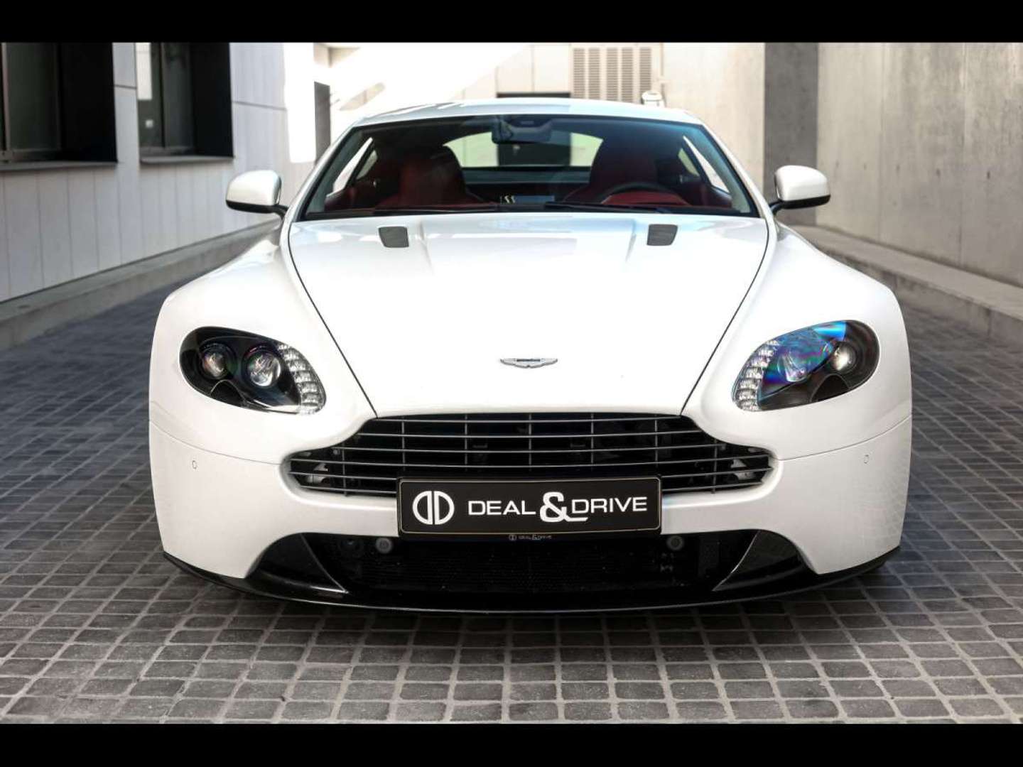 Aston Martin V8 Vantage Coupe V8 Vantage S Sportshift -  - Joinsteer - #4