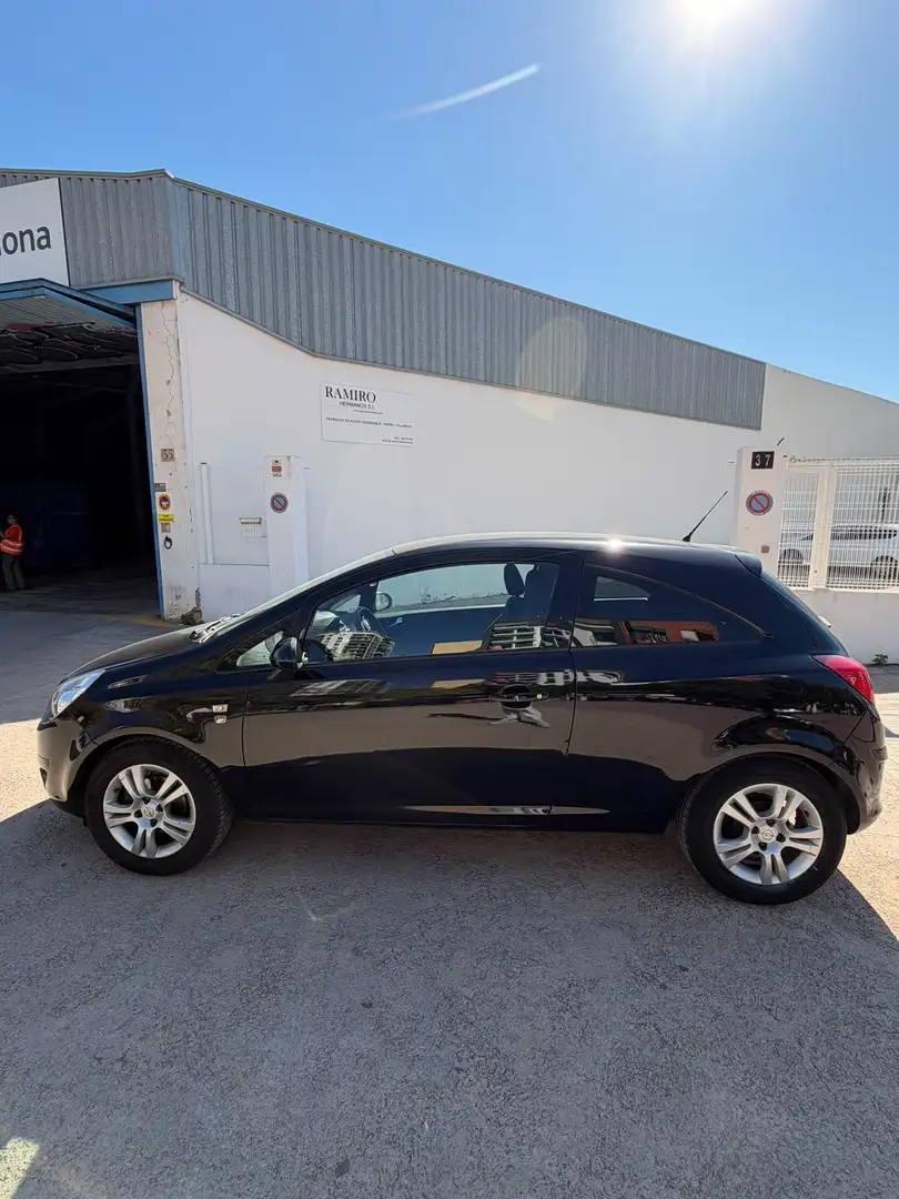 Opel Corsa 1.2 Essentia - 2