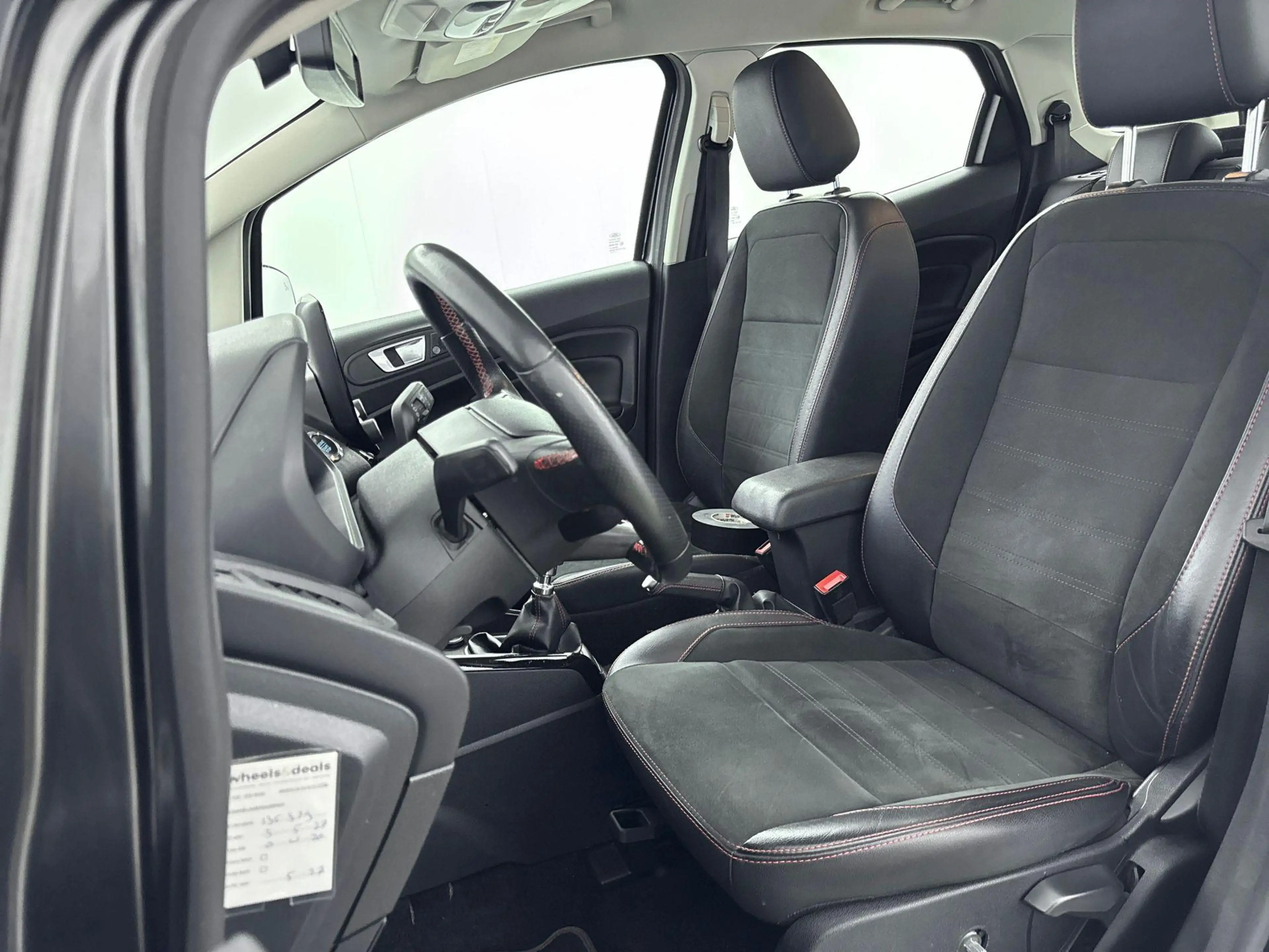Ford EcoSport 1.0 ECOBOOST ST-LINE | SUMMERDEAL! | TREKHAAK | AL — photo 14