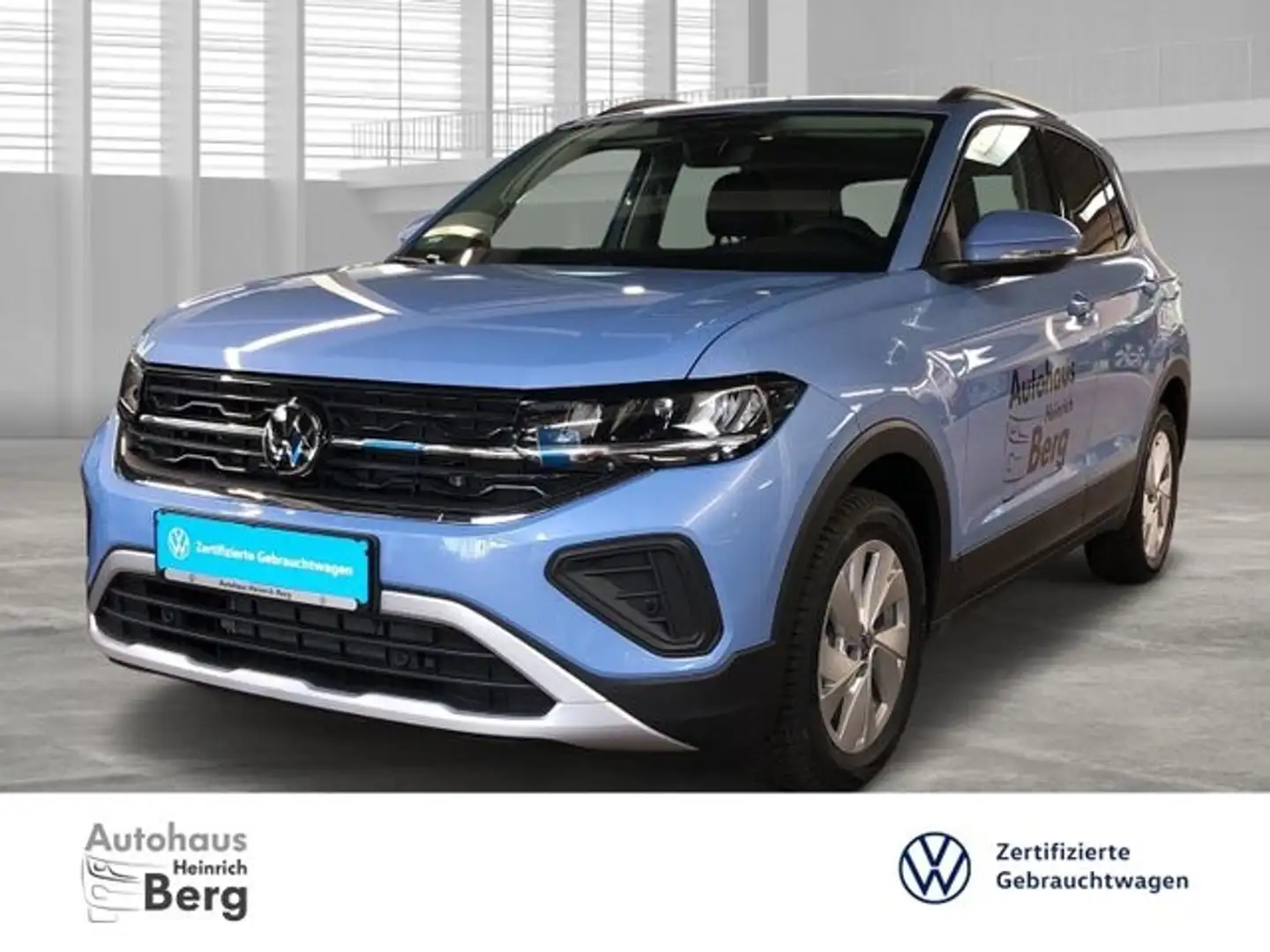 Volkswagen T-Cross Life 1.0 TSI OPF LED ACC Apple CarPlay Digitales C Blauw - 1
