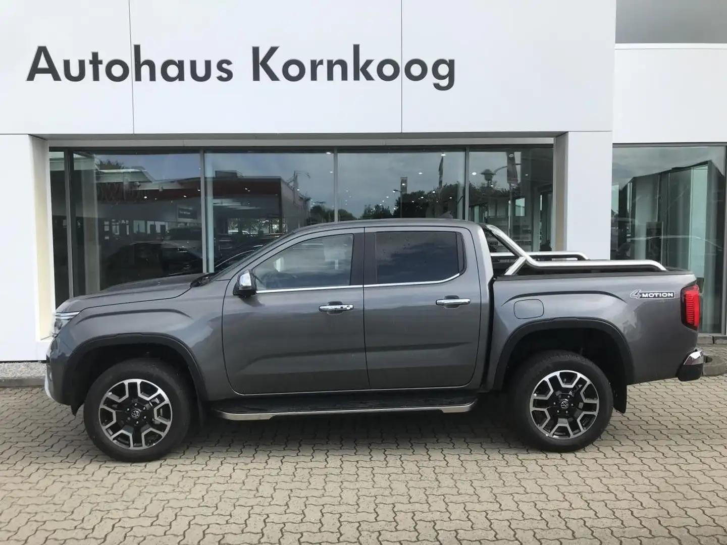 Volkswagen Amarok 3,0 TDI Aventura 4x4 Gar 06/2028 Bluetooth Grijs - 1
