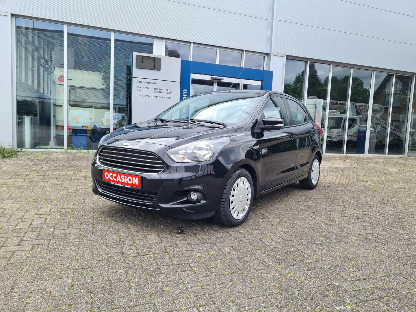 Ford Ka/Ka+ 1.2 Trend Ultimate Zwart - 1
