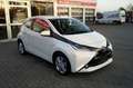 Toyota Aygo x-play Navi Kamera Klima Bluetooth Weiß - thumbnail 3
