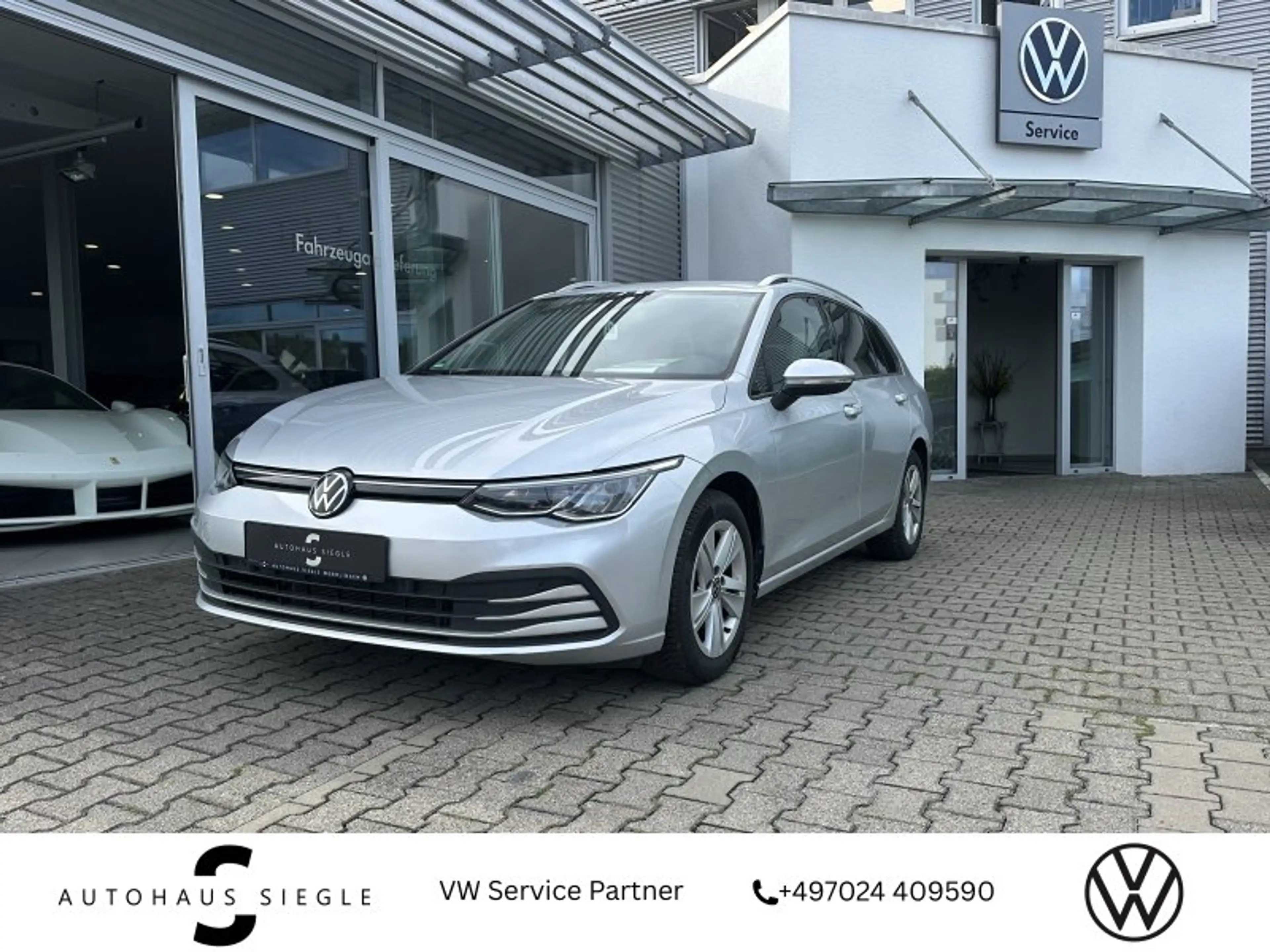 Volkswagen Golf VIII Variant 2.0 TDI Life DSG Navi LED Kamera ACC