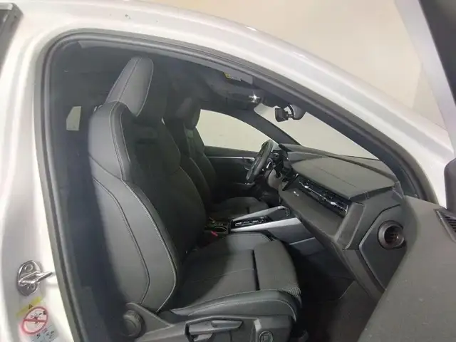 Audi A3 view 9