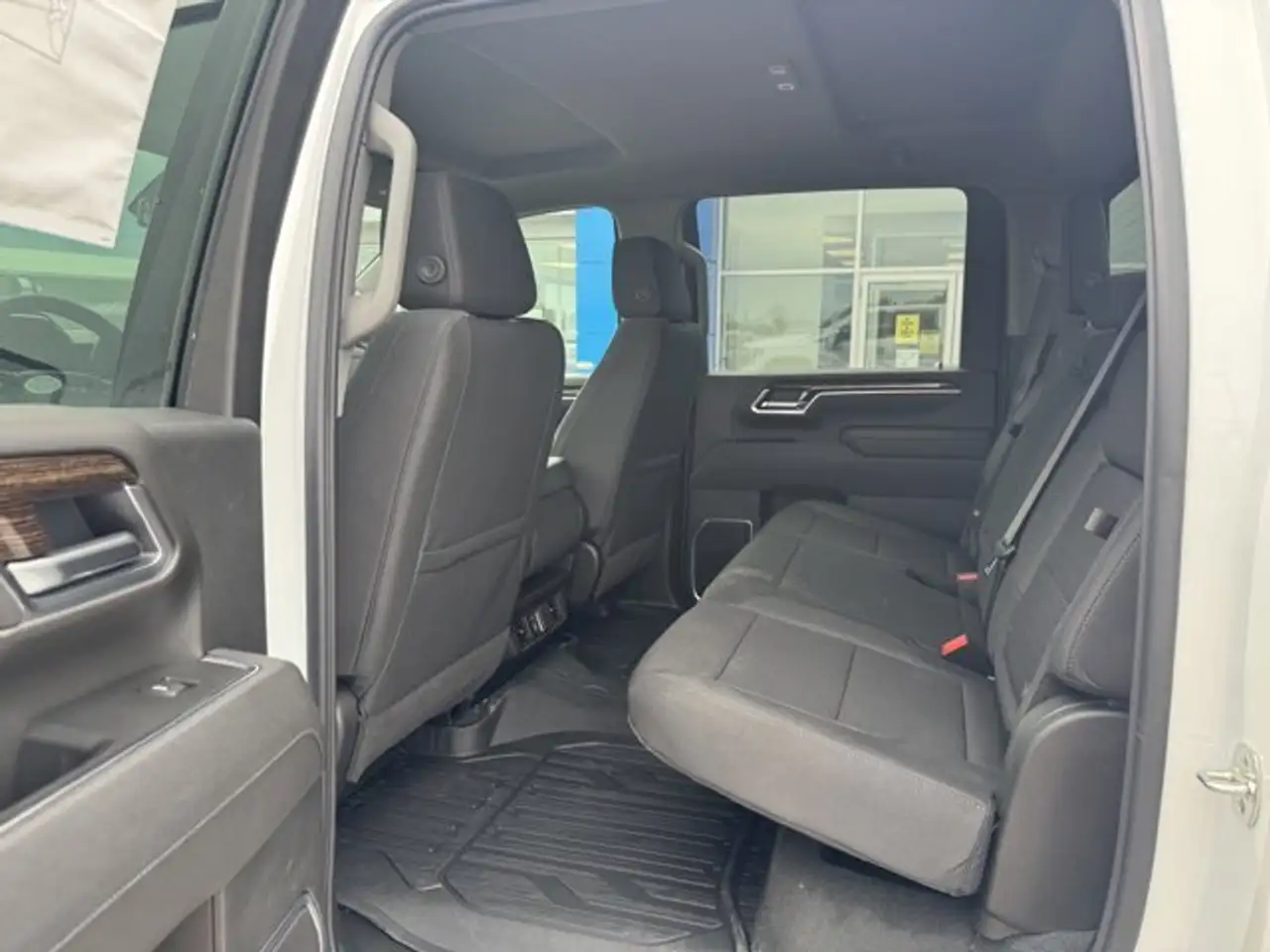 GMC Sierra 2500HD снимка GMC Sierra 2500HD