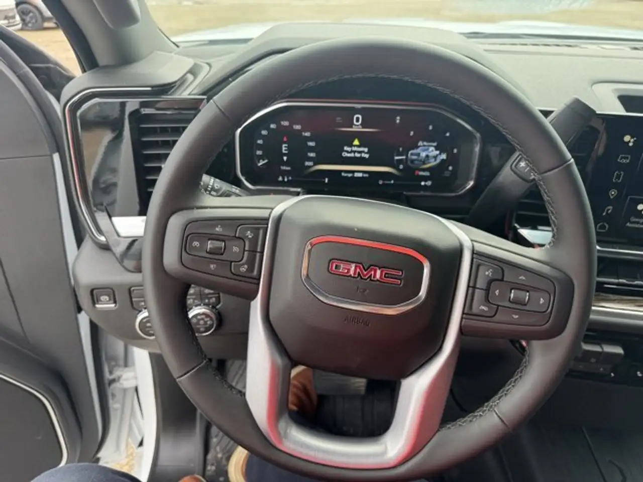 GMC Sierra 2500HD снимка GMC Sierra 2500HD