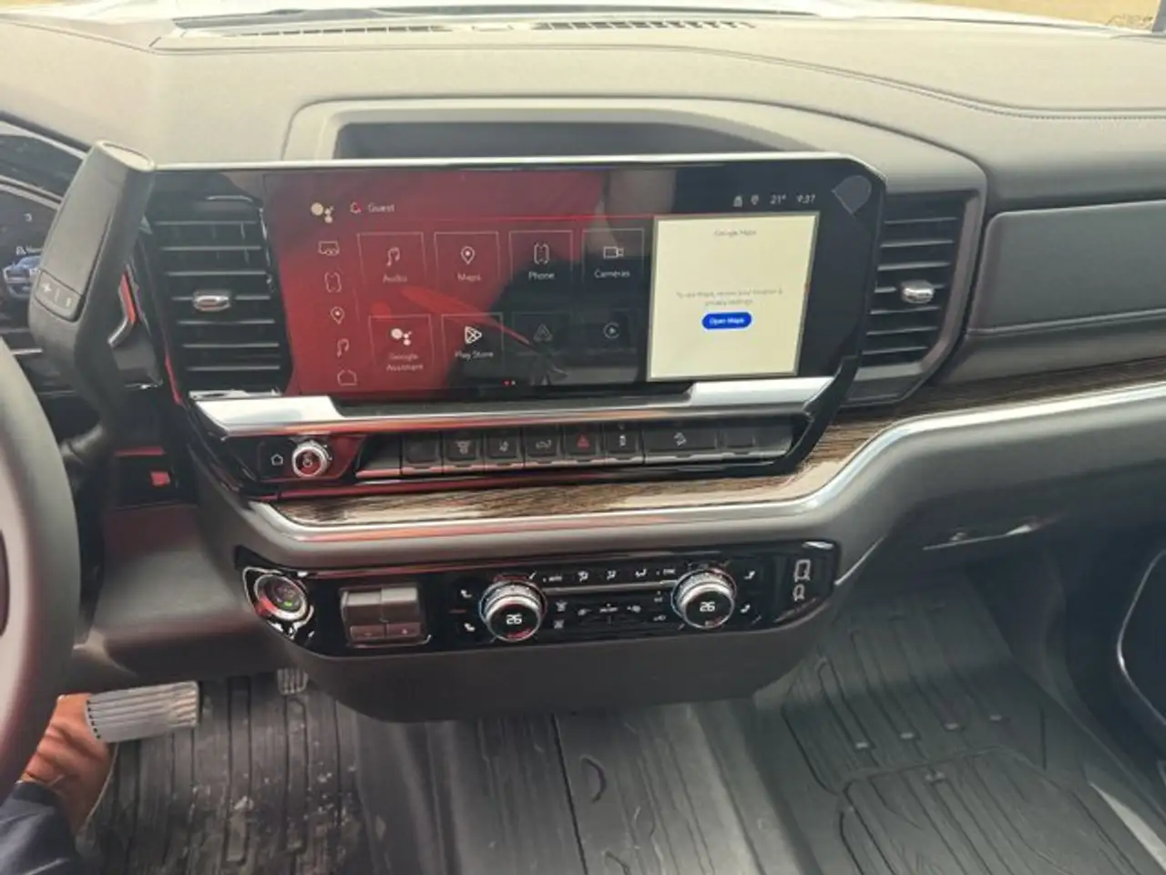 GMC Sierra 2500HD снимка GMC Sierra 2500HD